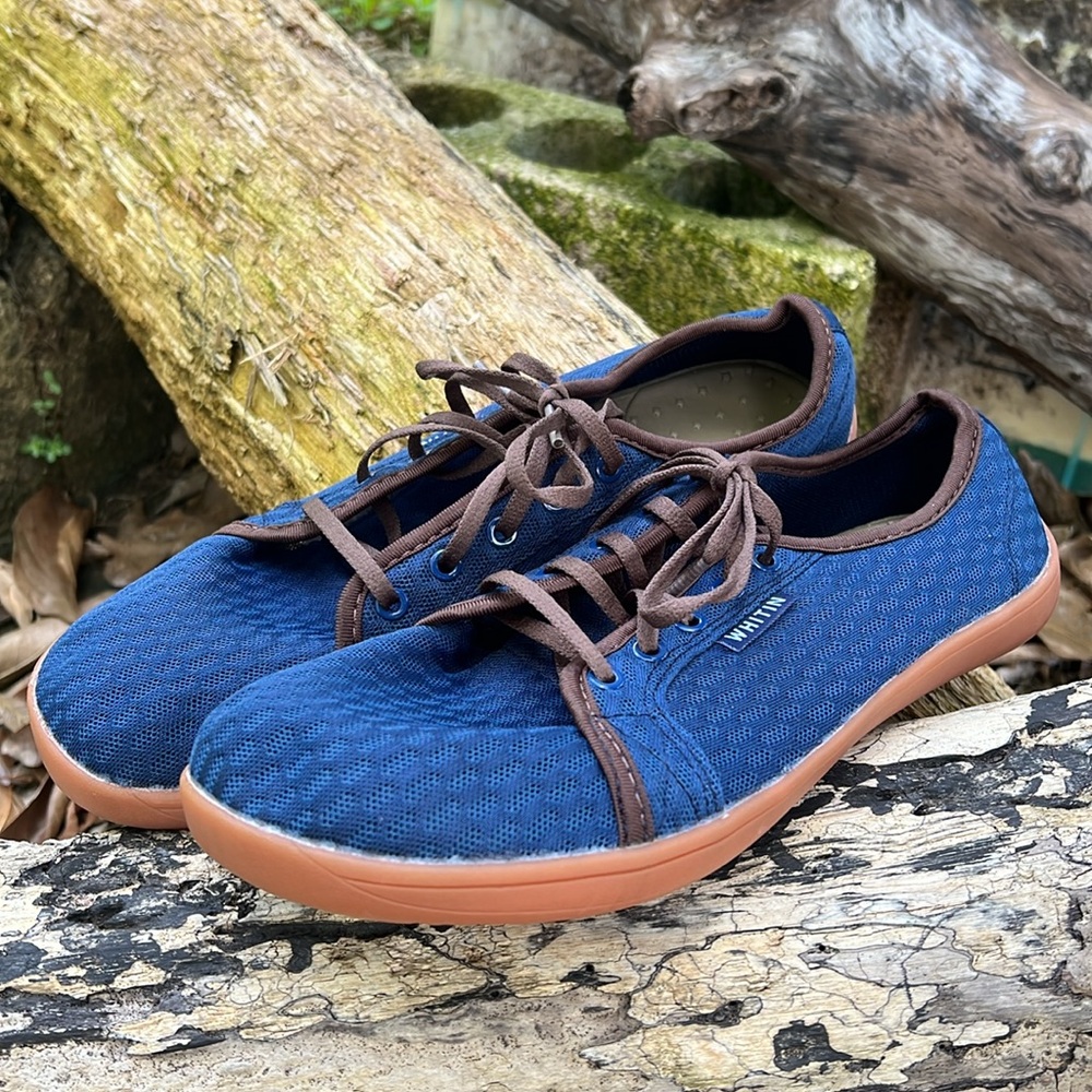 NWOT WHITIN Amphibious sneakers